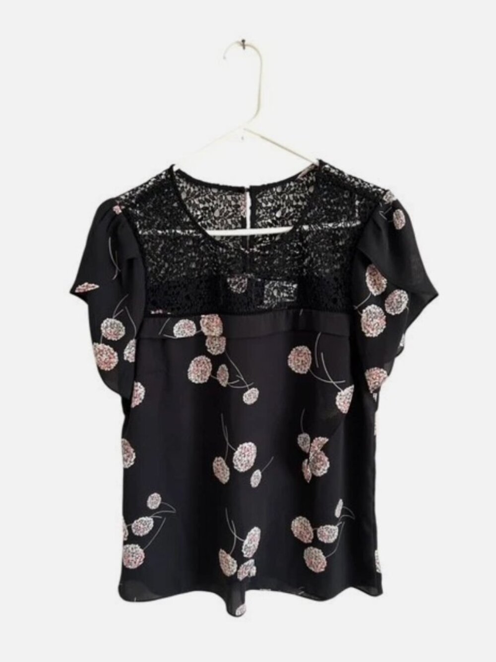 Anthropologie Maeve Black Lace Floral Flutter Sleeve Blouse Size Small